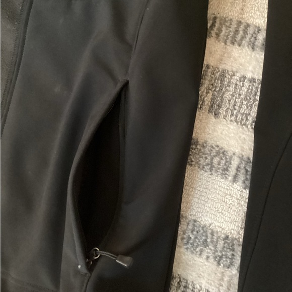 The North Face Jacket - Picture 6 of 7